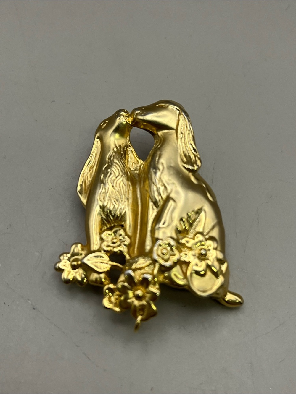 Vintage Gold Tone Kissing Dogs Puppy Love Brooch Pin | Dog Lovers Gift